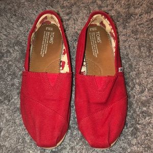 Toms Canvas Shoes